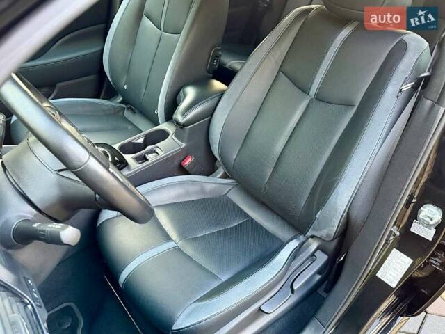 Черный Ниссан Лиф, объемом двигателя 0 л и пробегом 21 тыс. км за 15700 $, фото 21 на Automoto.ua