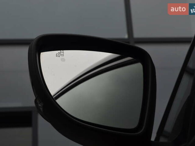 Чорний Ніссан Ліф, об'ємом двигуна 0 л та пробігом 65 тис. км за 16776 $, фото 6 на Automoto.ua