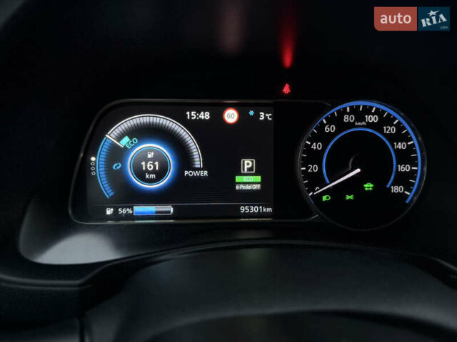 Черный Ниссан Лиф, объемом двигателя 0 л и пробегом 95 тыс. км за 16999 $, фото 57 на Automoto.ua