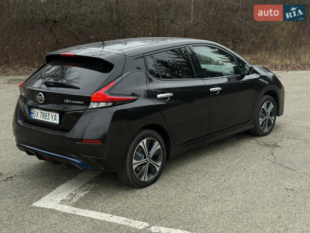 Черный Ниссан Лиф, объемом двигателя 0 л и пробегом 95 тыс. км за 16999 $, фото 2 на Automoto.ua