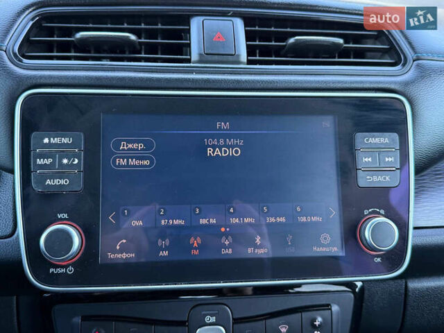 Черный Ниссан Лиф, объемом двигателя 0 л и пробегом 98 тыс. км за 15999 $, фото 46 на Automoto.ua