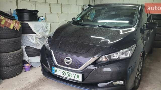 Чорний Ніссан Ліф, об'ємом двигуна 0 л та пробігом 38 тис. км за 19000 $, фото 2 на Automoto.ua