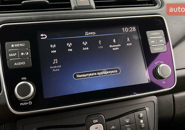 Чорний Ніссан Ліф, об'ємом двигуна 0 л та пробігом 65 тис. км за 16776 $, фото 18 на Automoto.ua