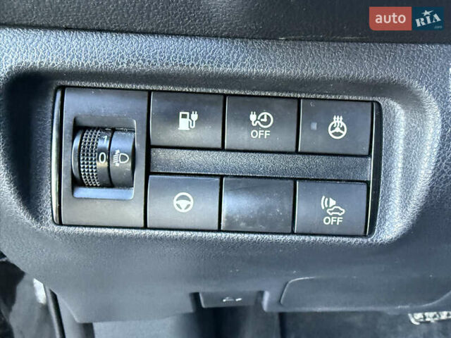 Черный Ниссан Лиф, объемом двигателя 0 л и пробегом 98 тыс. км за 15999 $, фото 44 на Automoto.ua