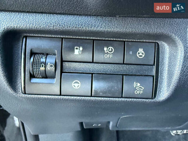 Черный Ниссан Лиф, объемом двигателя 0 л и пробегом 98 тыс. км за 15999 $, фото 43 на Automoto.ua