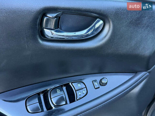 Черный Ниссан Лиф, объемом двигателя 0 л и пробегом 98 тыс. км за 15999 $, фото 42 на Automoto.ua