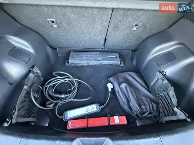 Черный Ниссан Лиф, объемом двигателя 0 л и пробегом 98 тыс. км за 15999 $, фото 38 на Automoto.ua