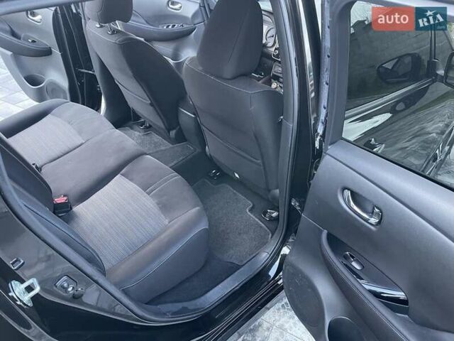 Чорний Ніссан Ліф, об'ємом двигуна 0 л та пробігом 70 тис. км за 13377 $, фото 13 на Automoto.ua
