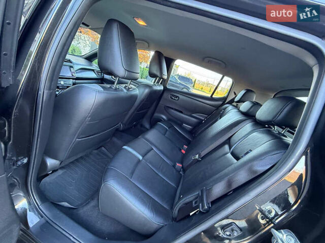 Черный Ниссан Лиф, объемом двигателя 0 л и пробегом 98 тыс. км за 15999 $, фото 38 на Automoto.ua