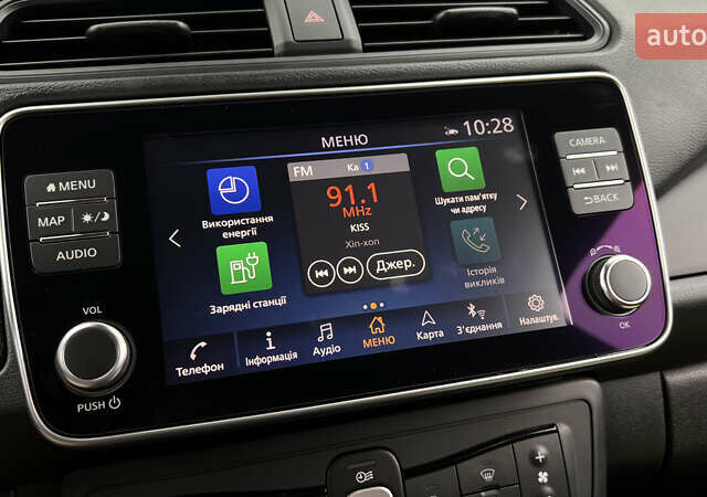 Чорний Ніссан Ліф, об'ємом двигуна 0 л та пробігом 65 тис. км за 16776 $, фото 19 на Automoto.ua