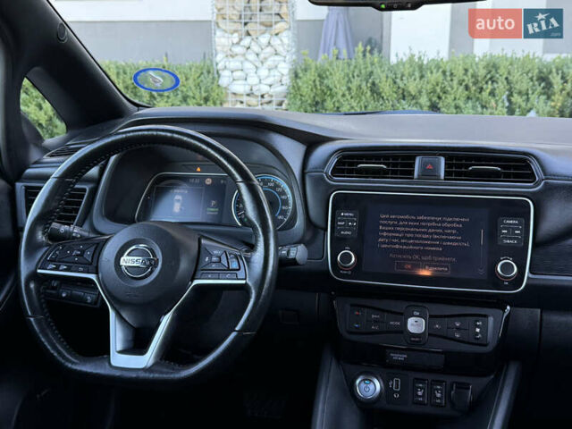 Черный Ниссан Лиф, объемом двигателя 0 л и пробегом 98 тыс. км за 15999 $, фото 33 на Automoto.ua