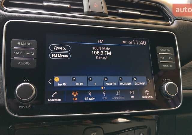 Черный Ниссан Лиф, объемом двигателя 0 л и пробегом 58 тыс. км за 14000 $, фото 21 на Automoto.ua