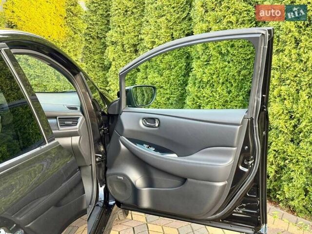 Черный Ниссан Лиф, объемом двигателя 0 л и пробегом 21 тыс. км за 15700 $, фото 28 на Automoto.ua