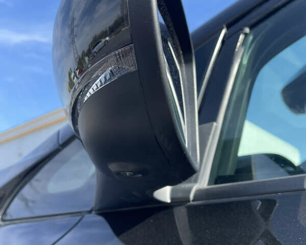 Черный Ниссан Лиф, объемом двигателя 0 л и пробегом 56 тыс. км за 15500 $, фото 13 на Automoto.ua