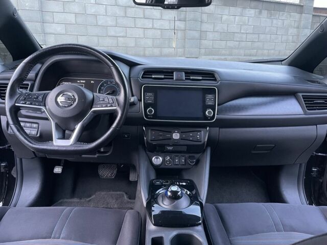 Черный Ниссан Лиф, объемом двигателя 0 л и пробегом 70 тыс. км за 13377 $, фото 17 на Automoto.ua