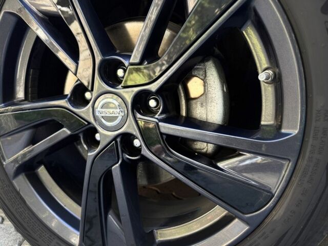 Черный Ниссан Лиф, объемом двигателя 0 л и пробегом 73 тыс. км за 16800 $, фото 3 на Automoto.ua