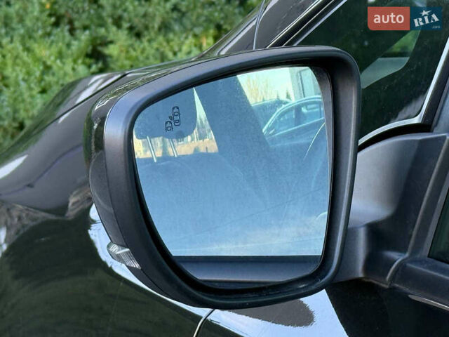 Черный Ниссан Лиф, объемом двигателя 0 л и пробегом 98 тыс. км за 15999 $, фото 17 на Automoto.ua