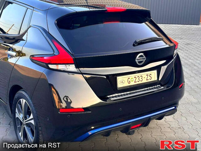 Чорний Ніссан Ліф, об'ємом двигуна 0.11 л та пробігом 98 тис. км за 15450 $, фото 4 на Automoto.ua