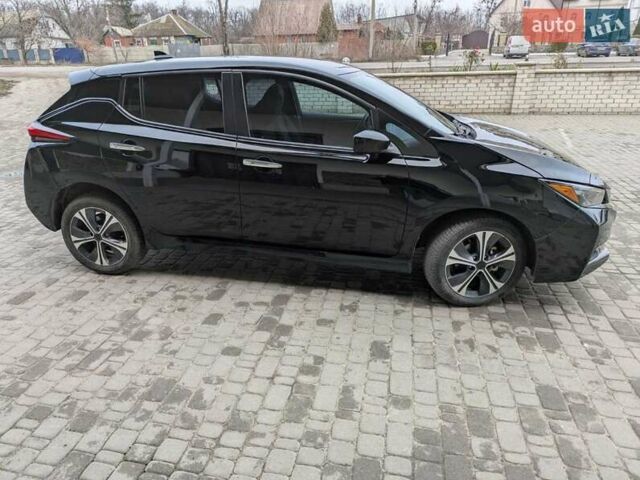 Черный Ниссан Лиф, объемом двигателя 0 л и пробегом 150 тыс. км за 14900 $, фото 2 на Automoto.ua