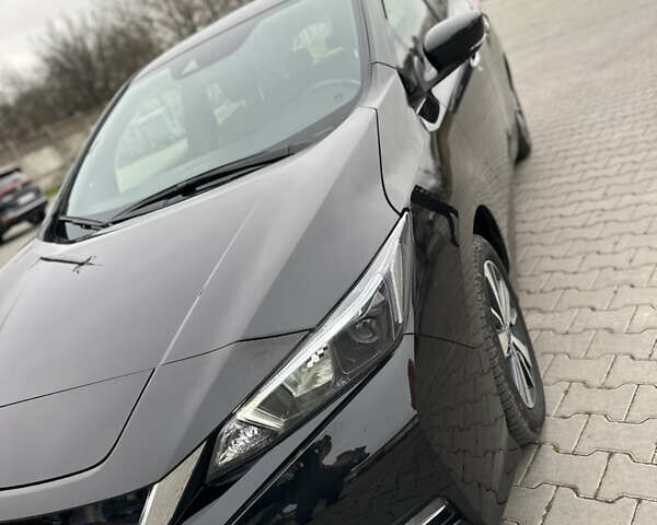 Чорний Ніссан Ліф, об'ємом двигуна 0 л та пробігом 57 тис. км за 14300 $, фото 10 на Automoto.ua