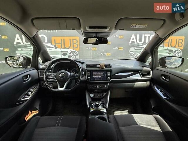 Чорний Ніссан Ліф, об'ємом двигуна 0 л та пробігом 72 тис. км за 15900 $, фото 12 на Automoto.ua