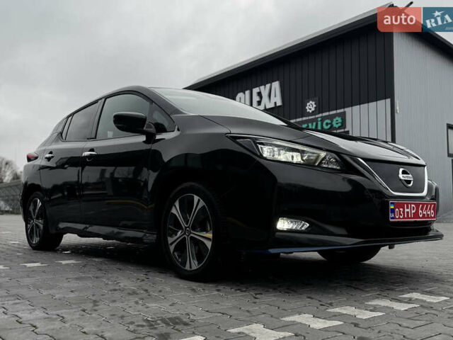 Чорний Ніссан Ліф, об'ємом двигуна 0 л та пробігом 128 тис. км за 15500 $, фото 8 на Automoto.ua