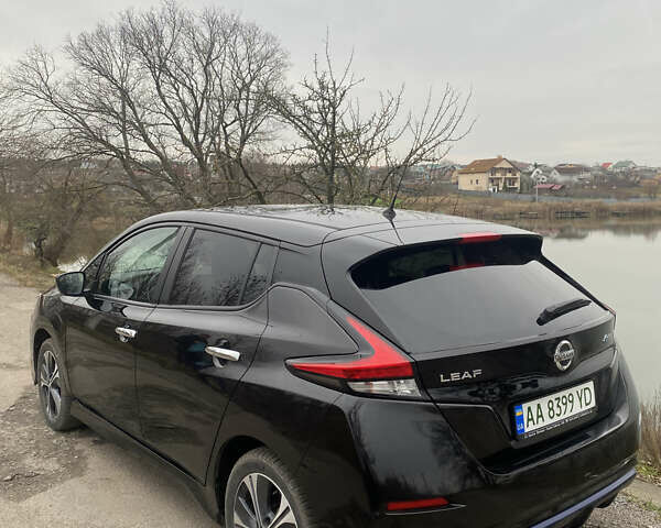 Черный Ниссан Лиф, объемом двигателя 0 л и пробегом 108 тыс. км за 19500 $, фото 4 на Automoto.ua