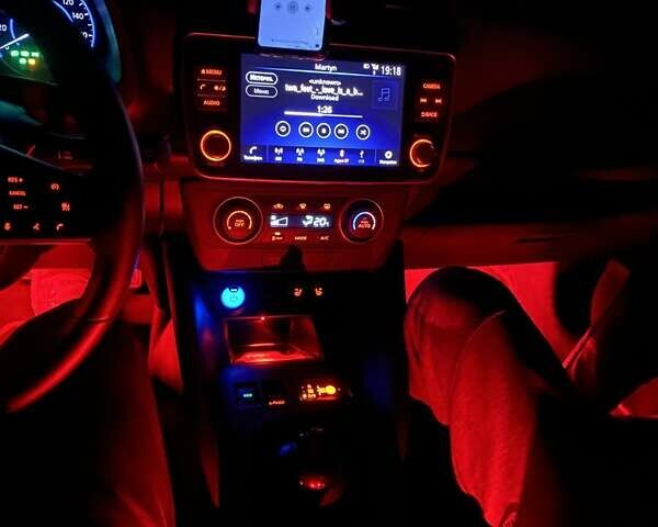 Черный Ниссан Лиф, объемом двигателя 0 л и пробегом 30 тыс. км за 16000 $, фото 7 на Automoto.ua