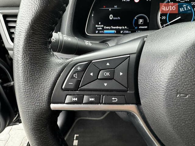 Чорний Ніссан Ліф, об'ємом двигуна 0 л та пробігом 128 тис. км за 15500 $, фото 26 на Automoto.ua