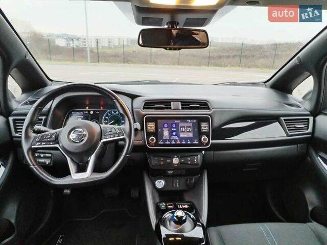Чорний Ніссан Ліф, об'ємом двигуна 0 л та пробігом 53 тис. км за 14150 $, фото 16 на Automoto.ua