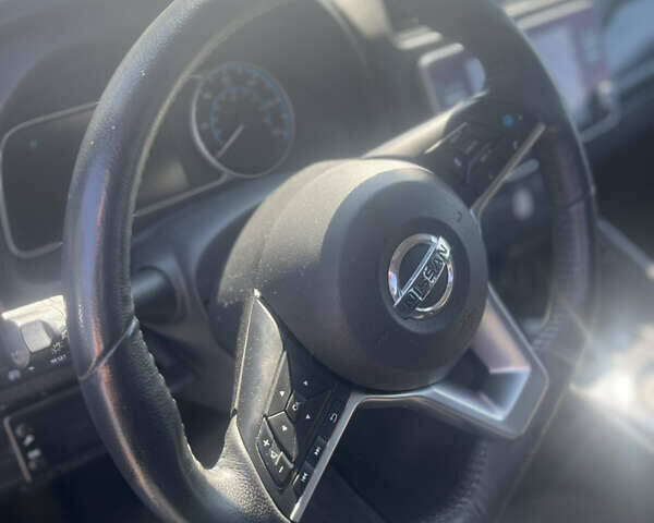 Чорний Ніссан Ліф, об'ємом двигуна 0 л та пробігом 75 тис. км за 16000 $, фото 10 на Automoto.ua