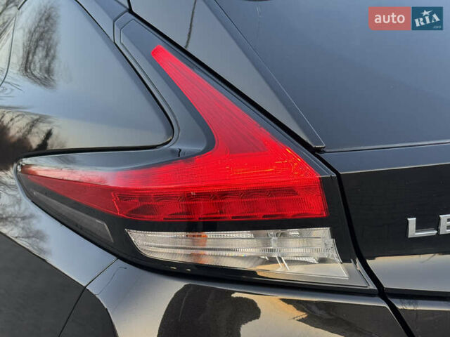 Черный Ниссан Лиф, объемом двигателя 0 л и пробегом 37 тыс. км за 13999 $, фото 7 на Automoto.ua