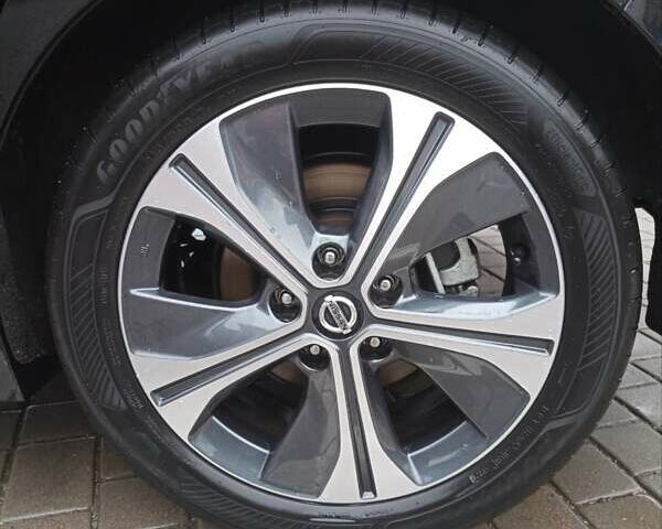 Чорний Ніссан Ліф, об'ємом двигуна 0 л та пробігом 95 тис. км за 13900 $, фото 43 на Automoto.ua