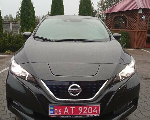 Чорний Ніссан Ліф, об'ємом двигуна 0 л та пробігом 95 тис. км за 13900 $, фото 41 на Automoto.ua