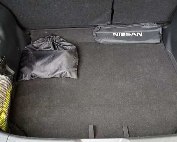Чорний Ніссан Ліф, об'ємом двигуна 0 л та пробігом 95 тис. км за 13900 $, фото 14 на Automoto.ua