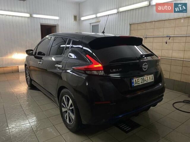 Черный Ниссан Лиф, объемом двигателя 0 л и пробегом 30 тыс. км за 16000 $, фото 9 на Automoto.ua