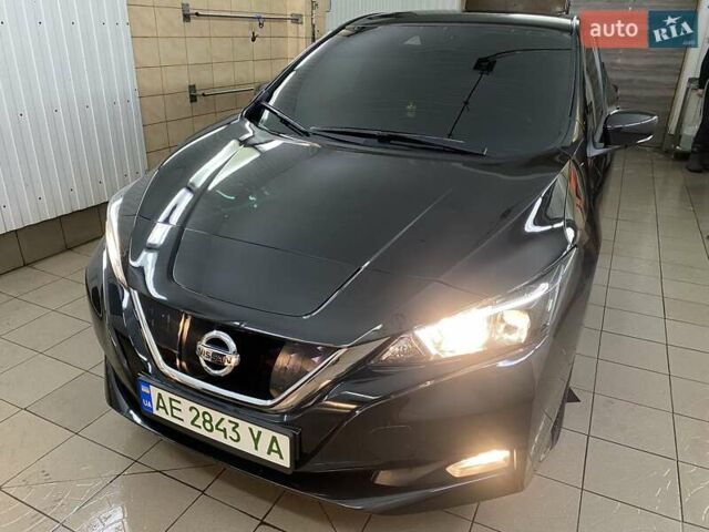 Черный Ниссан Лиф, объемом двигателя 0 л и пробегом 30 тыс. км за 16000 $, фото 8 на Automoto.ua