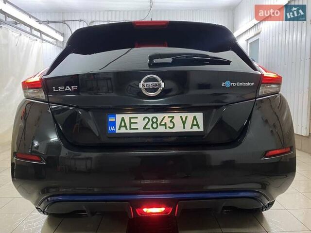 Черный Ниссан Лиф, объемом двигателя 0 л и пробегом 30 тыс. км за 16000 $, фото 13 на Automoto.ua