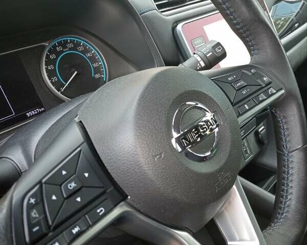 Чорний Ніссан Ліф, об'ємом двигуна 0 л та пробігом 95 тис. км за 13900 $, фото 18 на Automoto.ua