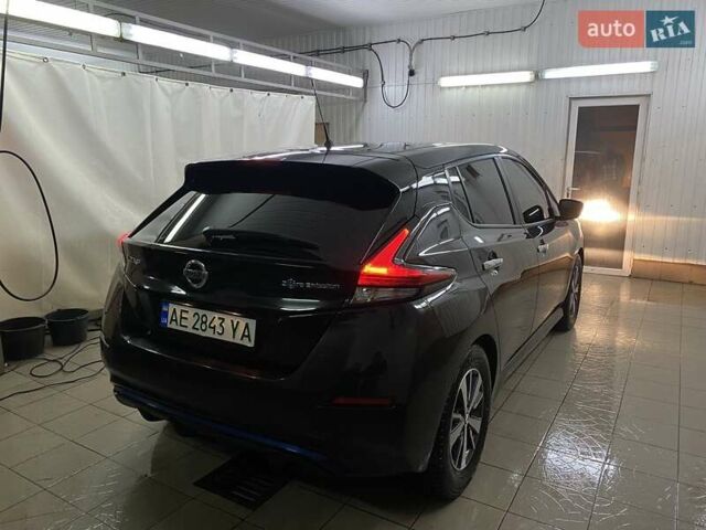 Черный Ниссан Лиф, объемом двигателя 0 л и пробегом 30 тыс. км за 16000 $, фото 6 на Automoto.ua