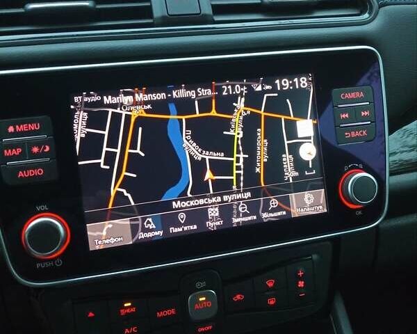 Чорний Ніссан Ліф, об'ємом двигуна 0 л та пробігом 95 тис. км за 13900 $, фото 25 на Automoto.ua