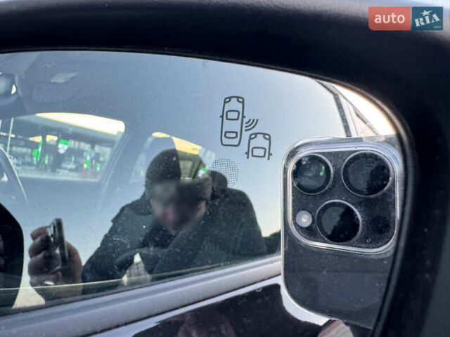 Черный Ниссан Лиф, объемом двигателя 0 л и пробегом 37 тыс. км за 13999 $, фото 31 на Automoto.ua