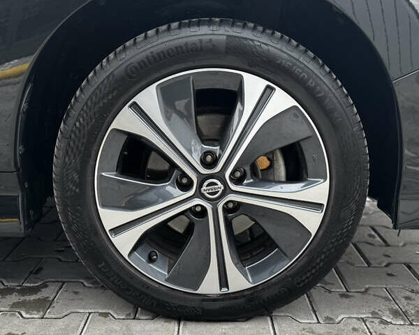 Чорний Ніссан Ліф, об'ємом двигуна 0 л та пробігом 128 тис. км за 15500 $, фото 49 на Automoto.ua