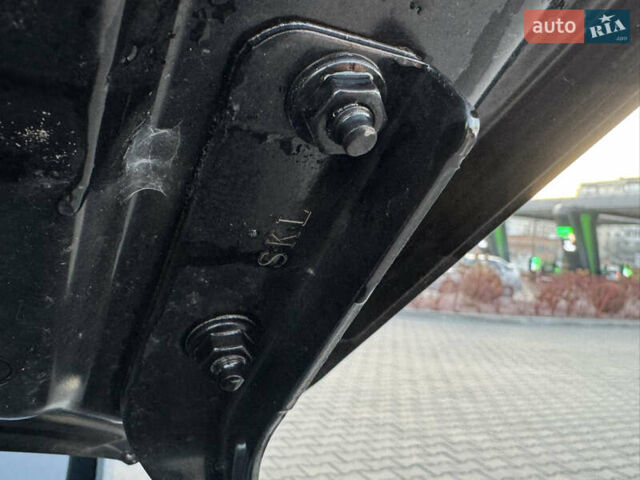 Черный Ниссан Лиф, объемом двигателя 0 л и пробегом 37 тыс. км за 13999 $, фото 28 на Automoto.ua