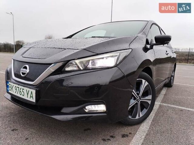 Чорний Ніссан Ліф, об'ємом двигуна 0 л та пробігом 53 тис. км за 14150 $, фото 2 на Automoto.ua