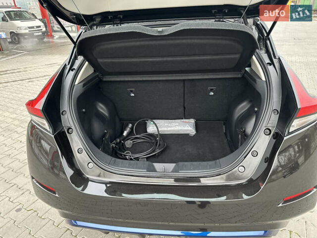 Чорний Ніссан Ліф, об'ємом двигуна 0 л та пробігом 57 тис. км за 14300 $, фото 17 на Automoto.ua