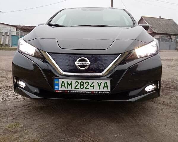 Чорний Ніссан Ліф, об'ємом двигуна 0 л та пробігом 97 тис. км за 13700 $, фото 2 на Automoto.ua