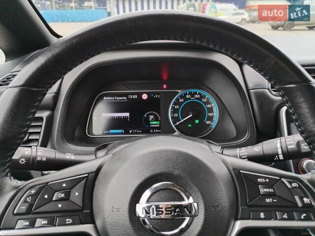 Чорний Ніссан Ліф, об'ємом двигуна 0 л та пробігом 53 тис. км за 14150 $, фото 15 на Automoto.ua