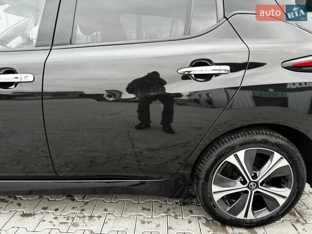 Чорний Ніссан Ліф, об'ємом двигуна 0 л та пробігом 128 тис. км за 15500 $, фото 68 на Automoto.ua