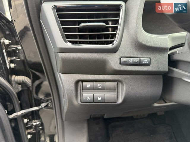 Черный Ниссан Лиф, объемом двигателя 0 л и пробегом 32 тыс. км за 16500 $, фото 15 на Automoto.ua